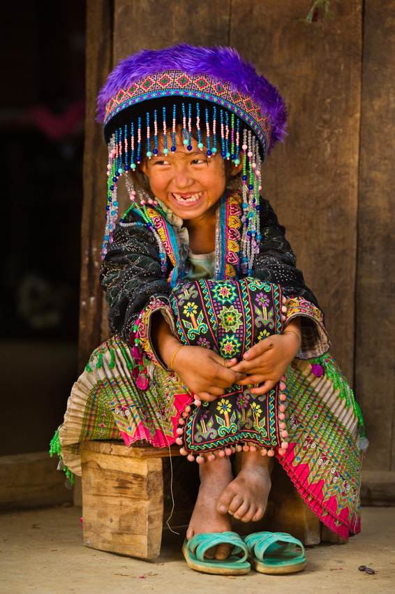 Laos, région de Luang Prabang, classée au Patrimoine Mondial de l'UNESCO, village de Na Wan, ethnie Hmong, Djeu en tenue traditionnelle Hmong///Laos, region of Luang Prabang, classified in the UNESCO world heritage, village of Na Wan, ethnic group Hmong, Djeu in traditional dress